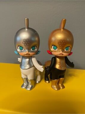 Pop Mart Molly Chess Series Knights